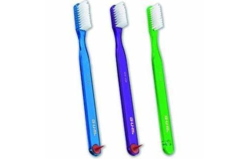 CEPILLO GUM 411 ADULTO REGULAR